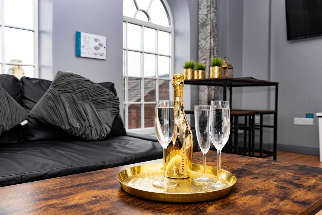 The Glyndwr - Berwyn House Apartment Wrexham Luaran gambar