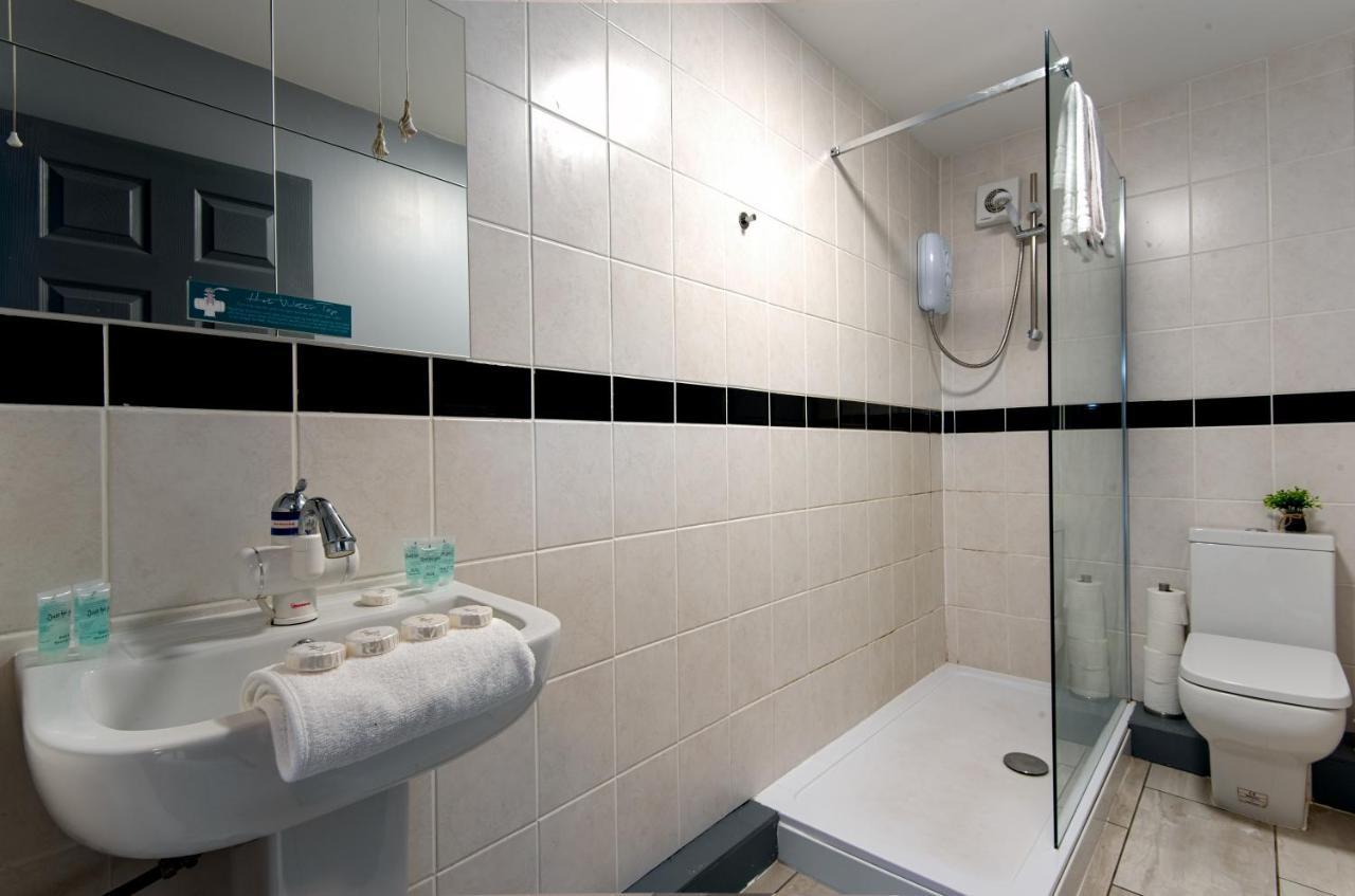 The Glyndwr - Berwyn House Apartment Wrexham Luaran gambar