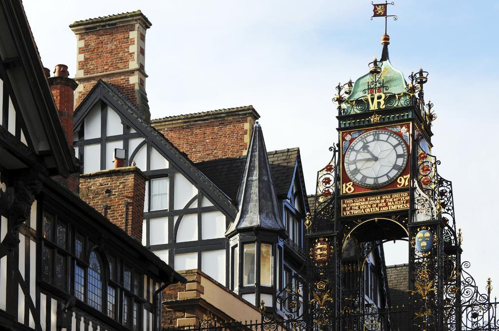 The Glyndwr - Berwyn House Apartment Wrexham Luaran gambar